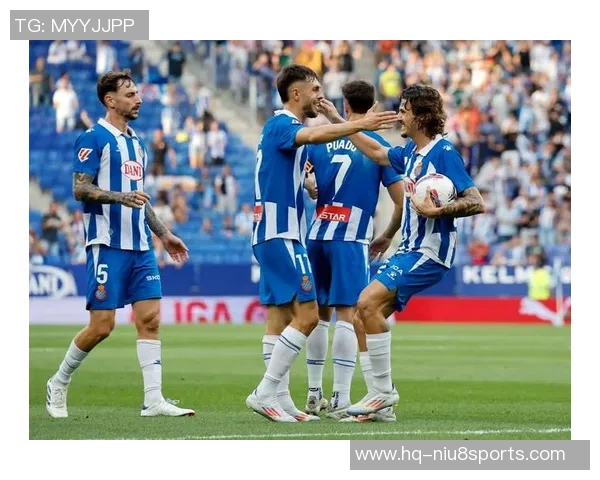 西班牙人主场迎战格罗全力争胜展现球队实力与斗志